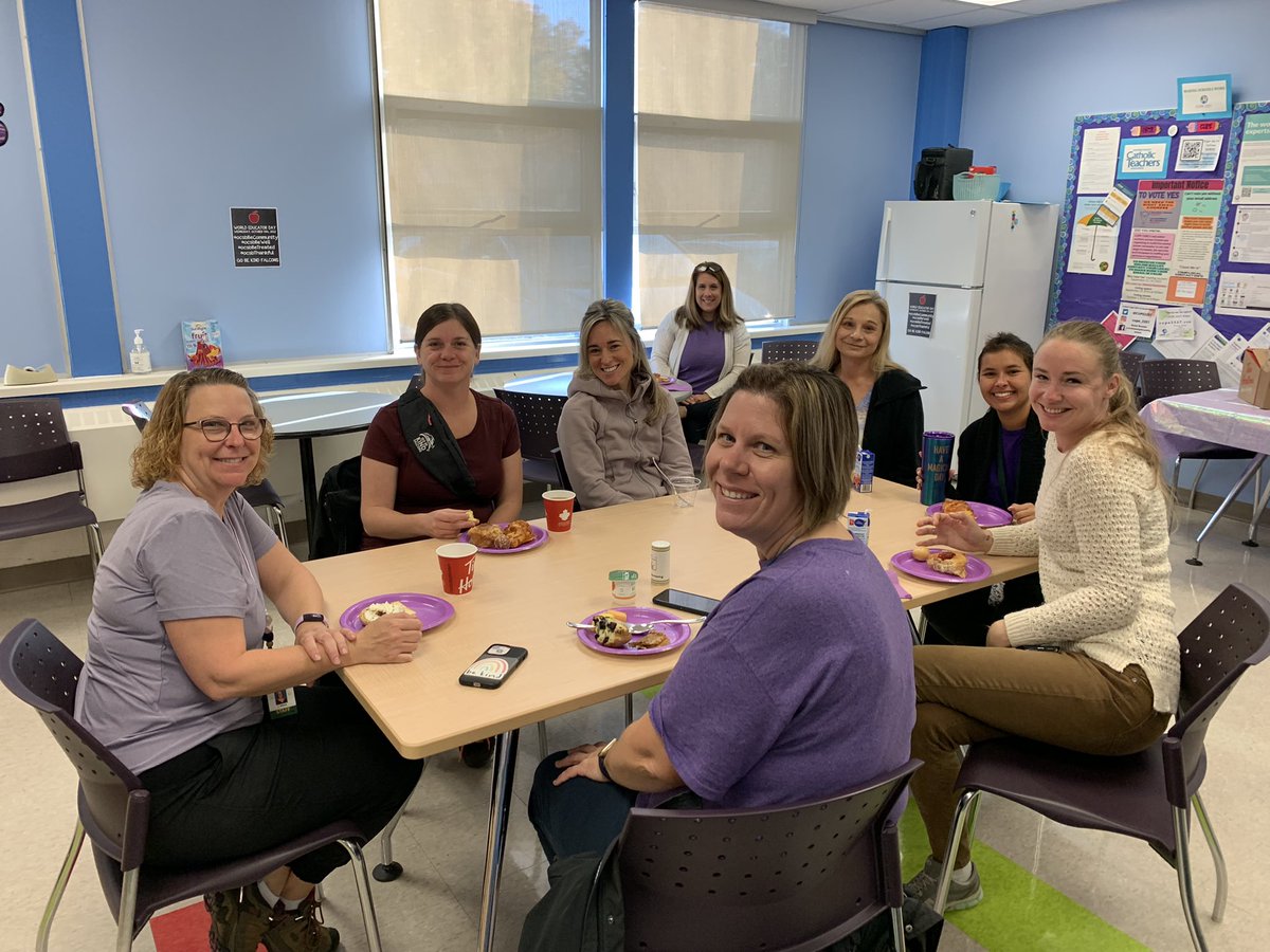 Mrs. Cook tweet media