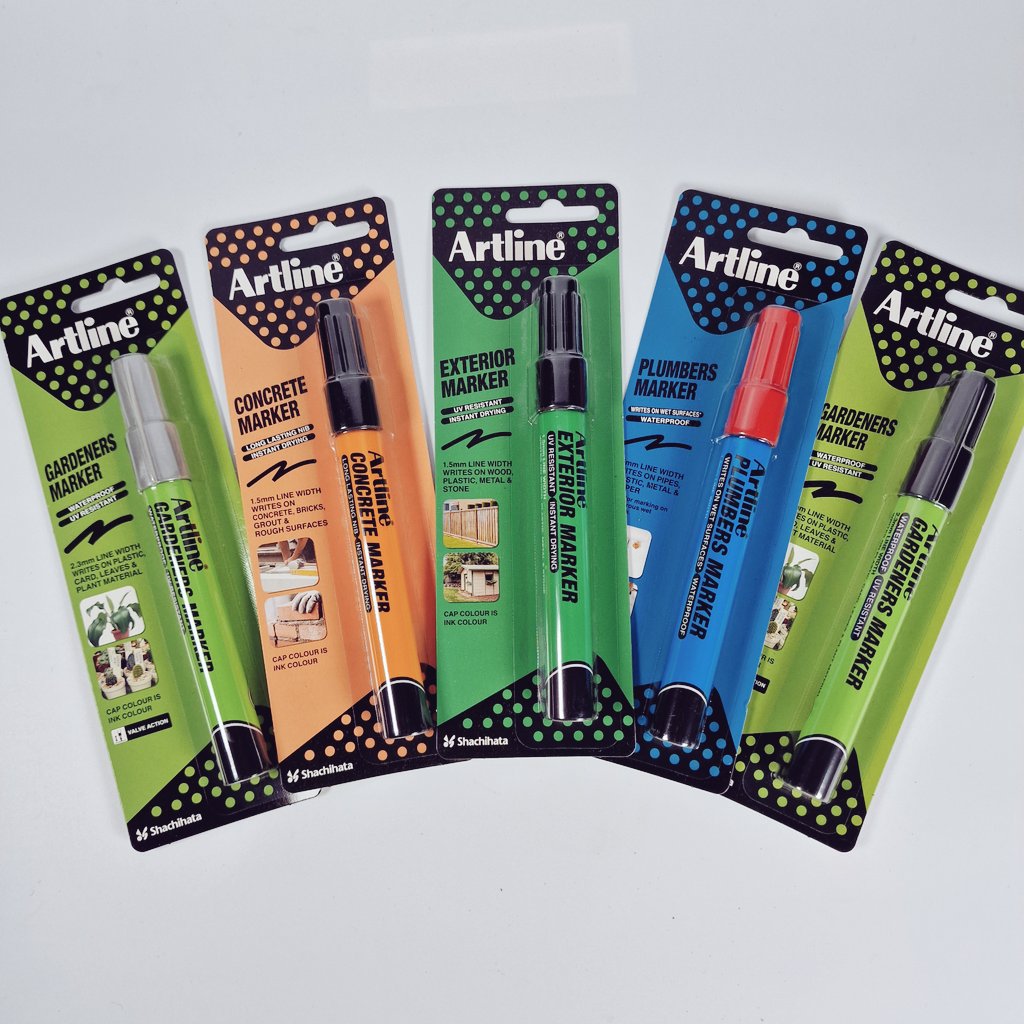 Artline_EU's tweet photo. FREEBIE FRIDAY🥳

#Giveaway time!
Our workmens kit containing 
5 EKPR specialist markers.

All you need to do is:

🛠 like this tweet 
🛠 reshare
🛠 tag us

Closing date will be 26th October. 2 lucky winners will be announced on the 27th October

GOOD LUCK!

(UK entries only) https://t.co/oiLCLsqgFJ