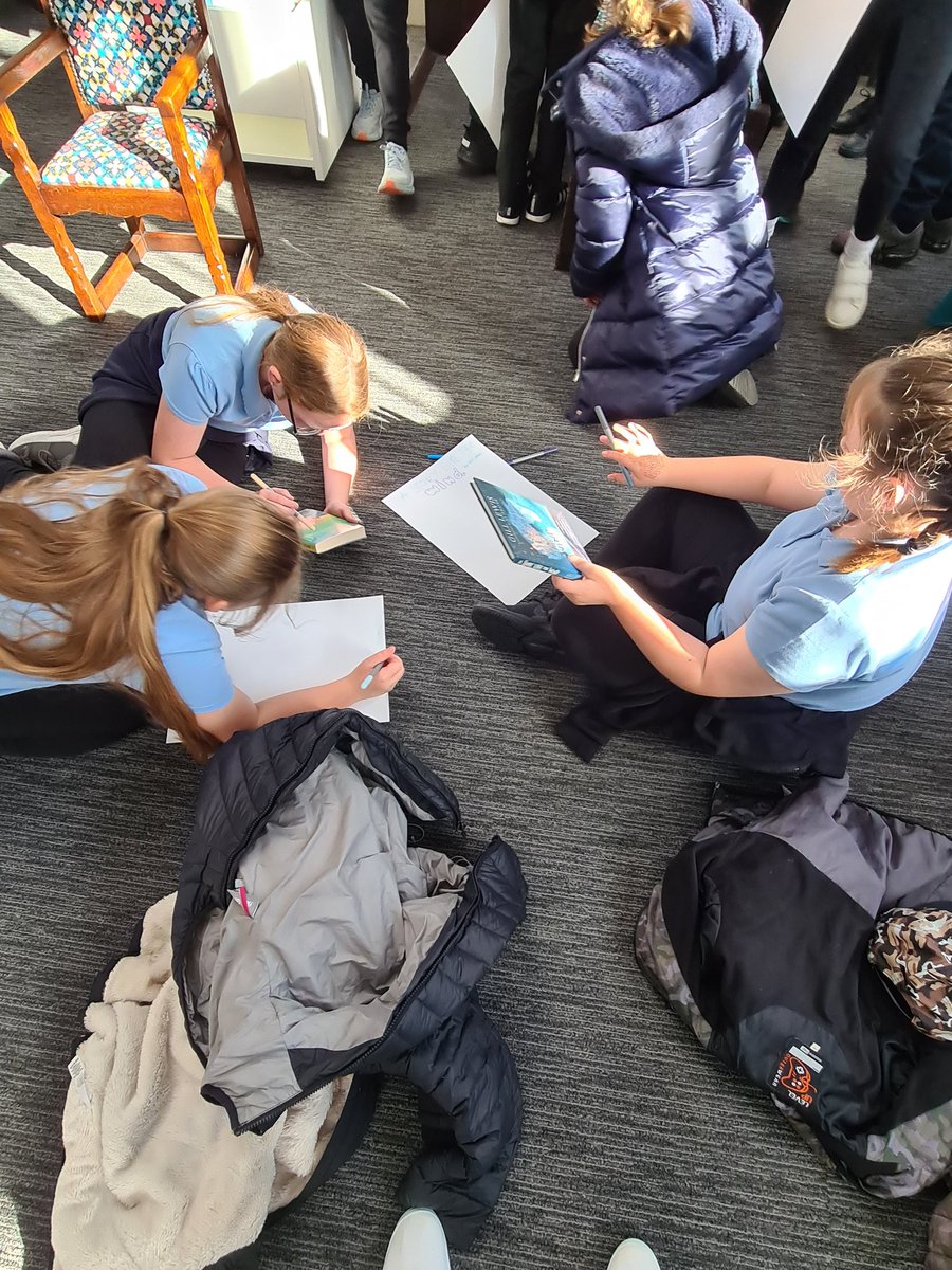 hcpsleeds's tweet image. Designing a poster to persuade the class to choose their book #readingisfun #HunsletLibrary