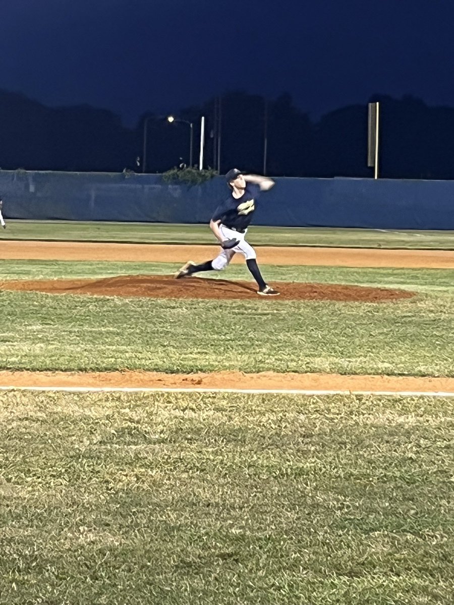 BISHOP_BASEBALL tweet media