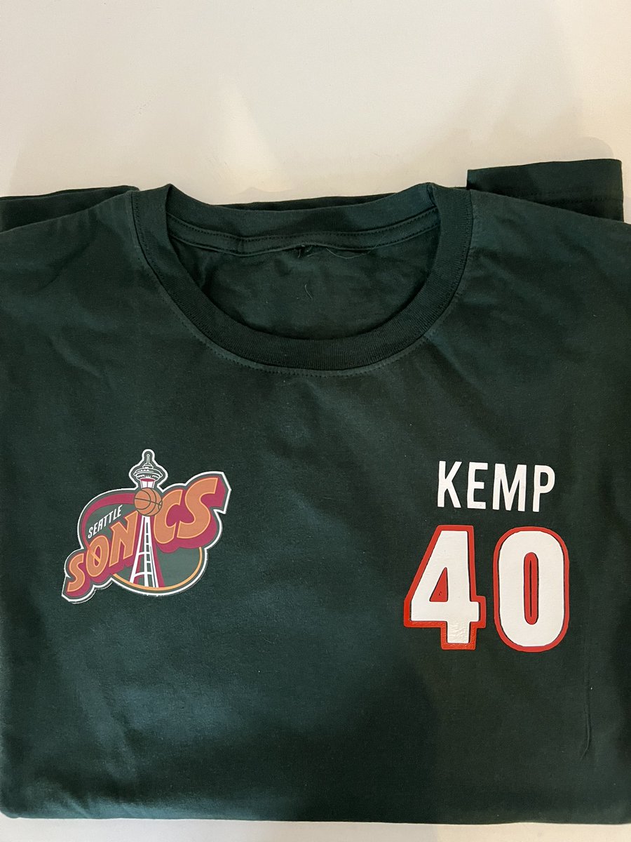 @MUGSNFL Custom US sports apparel tweet media