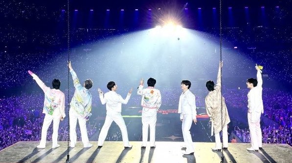 vminiecats's tweet photo. — Hilo informativo: @BTS_twt concierto en Busan.

A tan sólo unas horas, finalmente este sábado 15 de octubre se llevará a cabo el concierto de BTS "#YetToComeInBusan". Este se transmitirá globalmente. 

• Horarios + guías para poder  verlo oficialmente COMPLETAMENTE GRATIS ↓ https://t.co/zKXLf6hfXz
