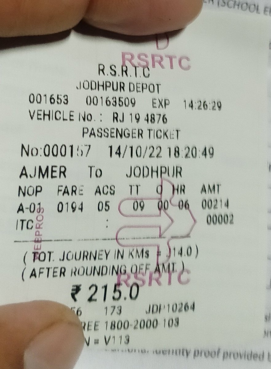 GirdhariSaran3's tweet photo. गाड़ी न  RJ 19 4876
या तो यात्रा फ्री बंद कर दो ,नही तो फिर किराया किसलिए
सरकार बेरोजगारों के साथ मजाक कर रही है 
जो अभ्यर्थी घर से 300 किमी दूर अध्ययन कर रहा है ,वो फ्री यात्रा के लिए घर जाकर फिर यात्रा करेगा क्या ?
क्या कोई इस पर संज्ञान लेगा ?
@RajCMO @CMHelpdesk 
@8PMnoCM https://t.co/g9OMde2Fsv