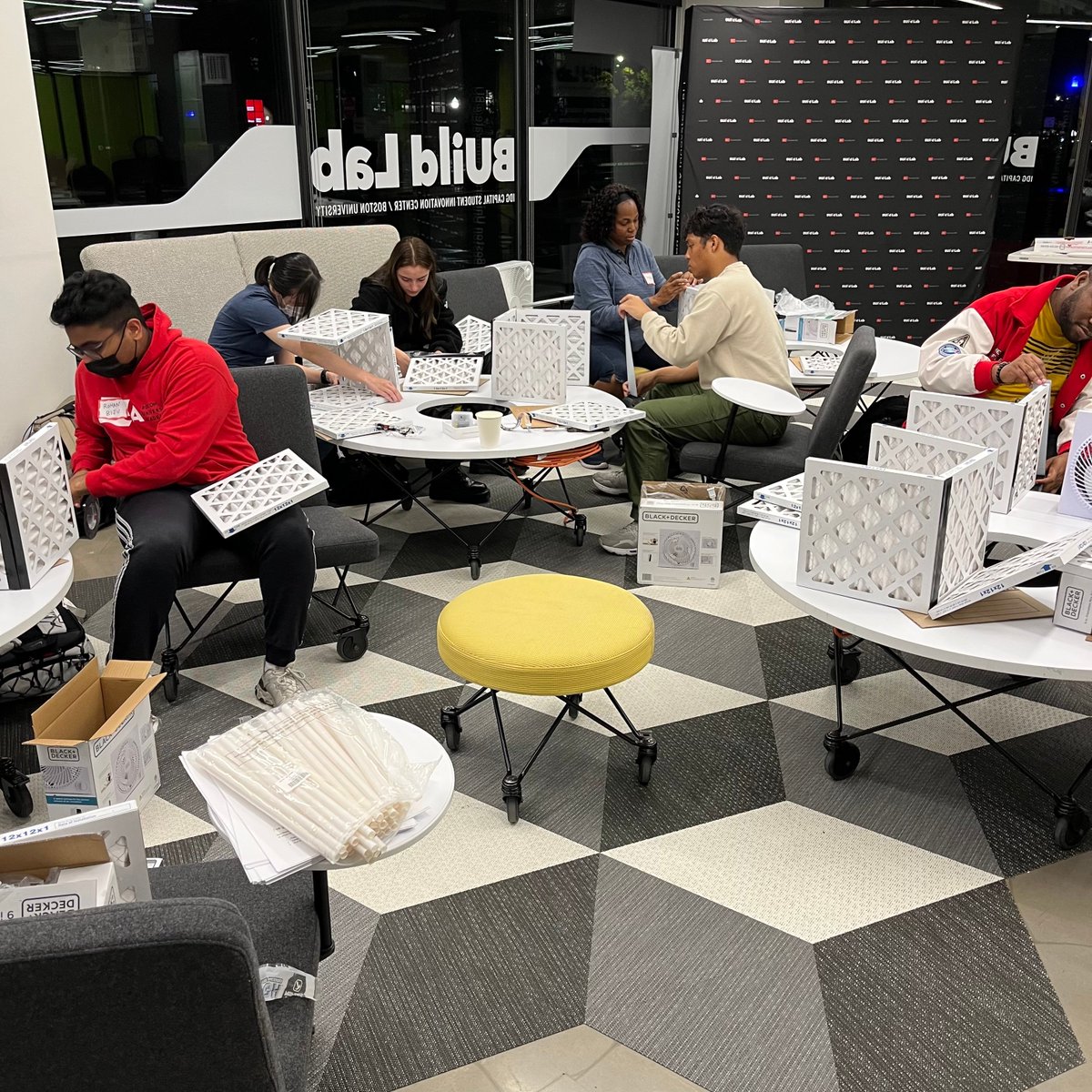 Douglas Hannah tweet media