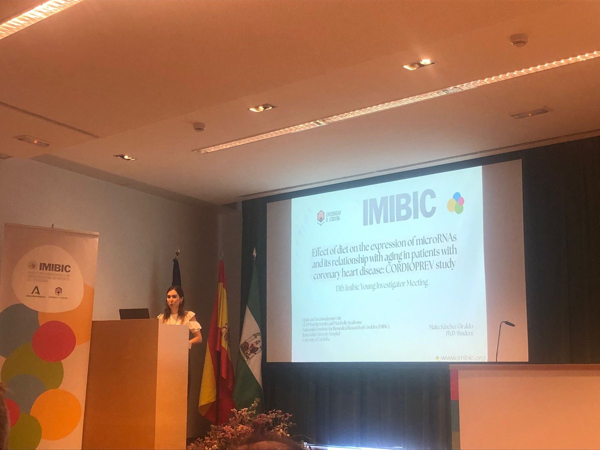 OriolRangel's tweet photo. Excellent work by our student Maite Sanchez Giraldo in 13th @IMIBIC Young Investigator Meeting talking about the effect of diets on miRNAs expression and the relationship with aging #Cordioprev @maitechu95 https://t.co/8VoXbqVYKL