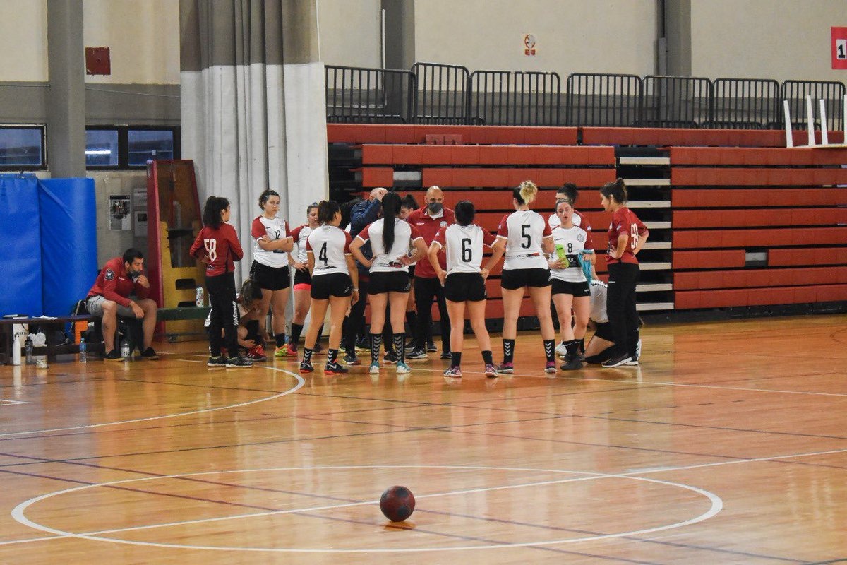 #UBAHandball: objetivo Super 8

El equipo de handball femenino de UBA Deportes tiene como objetivo meterse en el Súper 8 de Liga Plata del handball metropolitano, la segunda división, a 6 jornadas para el final del campeonato.