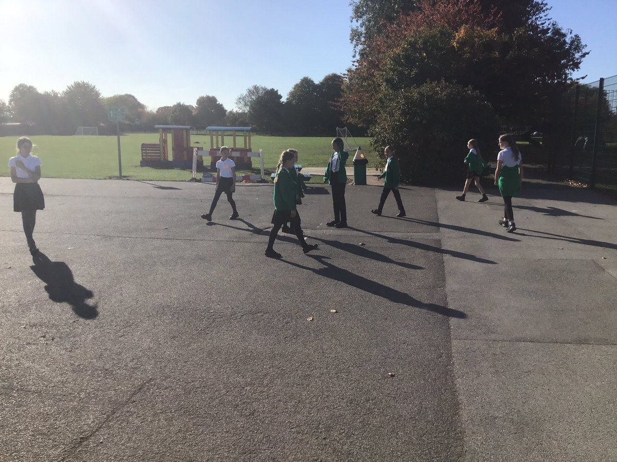 lionscloverfie5's tweet photo. We have some super Solar System Scientists in lions class.  We re-created the orbit of the planets in our a solar System 🪐🌍 #HumberstonCloverfields #CloverfieldsScience https://t.co/0BCS2zCKS5