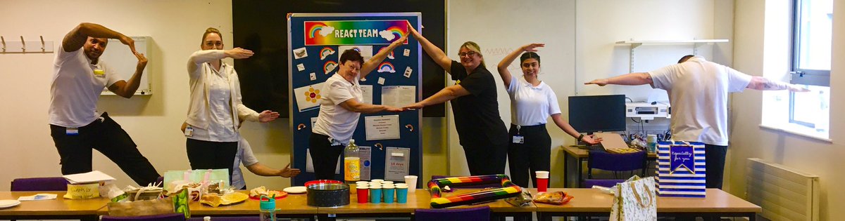 MarieFogarty7's tweet photo. Happy National AHP Day!! #teamReact have had lots of celebrations this week as well as using the time to educate and round our areas! Thank you for being an integral part of #teamEM @emmalintonPT @UHCW_REACT @DrEdHartley @DPeach22 @clare_pheasant @bekki_ford https://t.co/x1PPbe8FgU