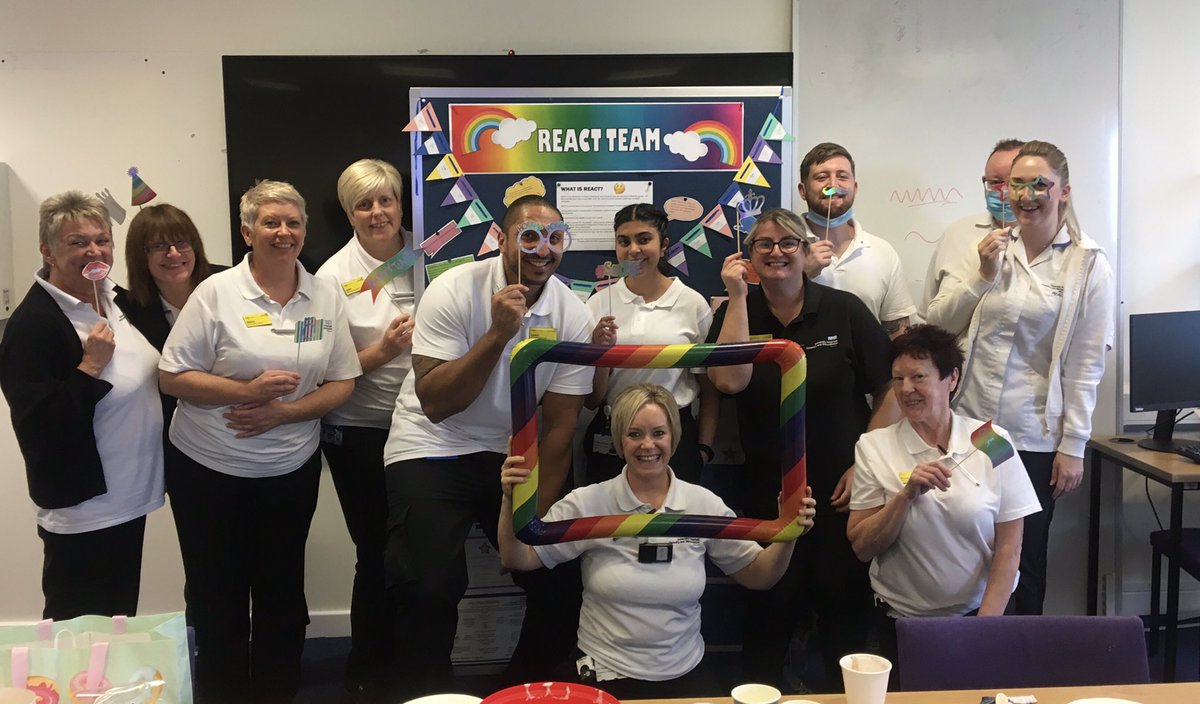 MarieFogarty7's tweet photo. Happy National AHP Day!! #teamReact have had lots of celebrations this week as well as using the time to educate and round our areas! Thank you for being an integral part of #teamEM @emmalintonPT @UHCW_REACT @DrEdHartley @DPeach22 @clare_pheasant @bekki_ford https://t.co/x1PPbe8FgU