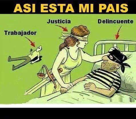 Cachoescalona1's tweet photo. Como mitigar la delincuencia? Fácil. Aumentar las penas de cárcel en MUCHOS años o bien que la policía pueda usar sus armas contra los flaites.  El delincuente no tiene miedo por qué las penas son muy bajas. Tan difícil es? Presidente Boric #Regla7metrosAHORA https://t.co/wysxs1pdck