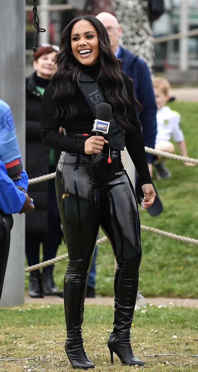 Hotcelebsandno5's tweet photo. There is just something about Alex Scott that just turns me on so much 🥵🤤🔥🥰 https://t.co/1z5jgo1PmQ