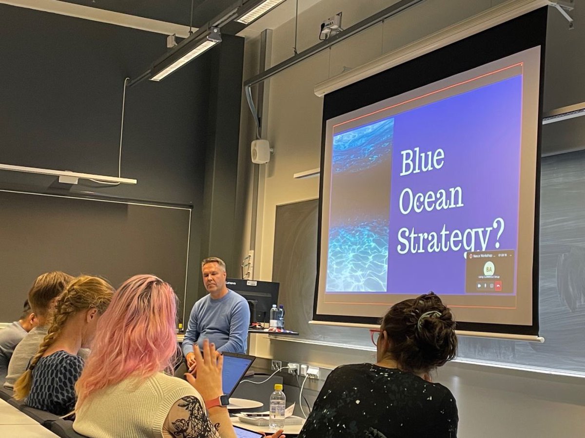 AiLobeHealth's tweet photo. This week we had fruitful discussions during meetings and workshop with our mentors @konstaronkko and Sam Laakkonen from Nexus Incubator @IncubatorsUH https://t.co/lO0zuisHjK