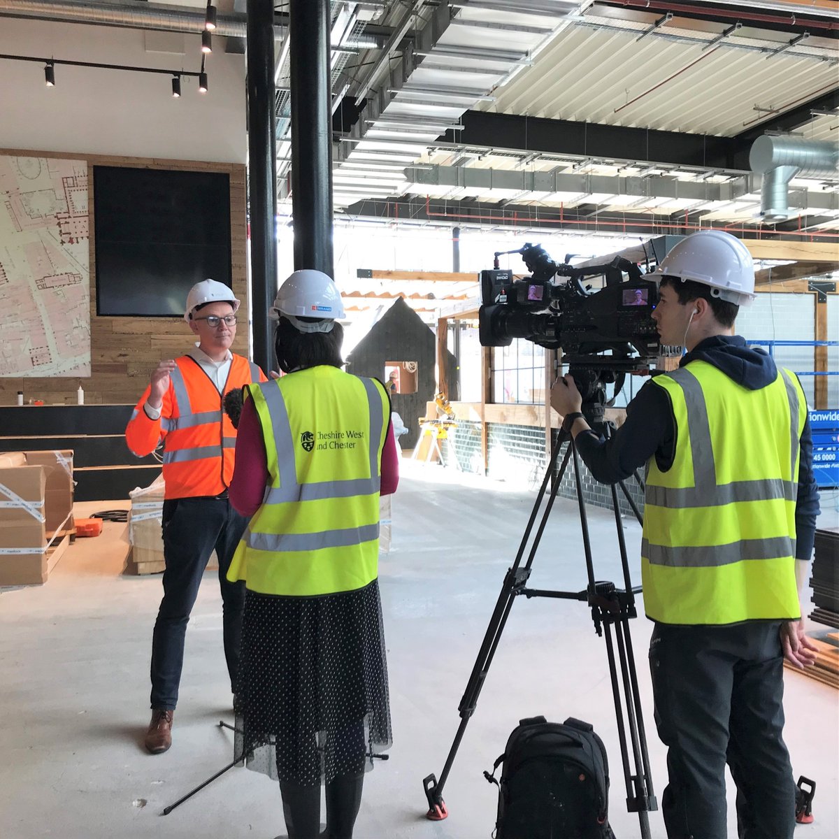 CH_Northgate's tweet photo. We were thrilled to welcome @kaleighnews from @BBCNWT to film in the old and markets today and interview Cllr Beacham plus traders Geoff, Steph and Rae about their move over to the new market next month. Also don't miss @BBCRMersey feature this morning: https://t.co/DZ8Xs6pfBW https://t.co/pyxwmGPL6J