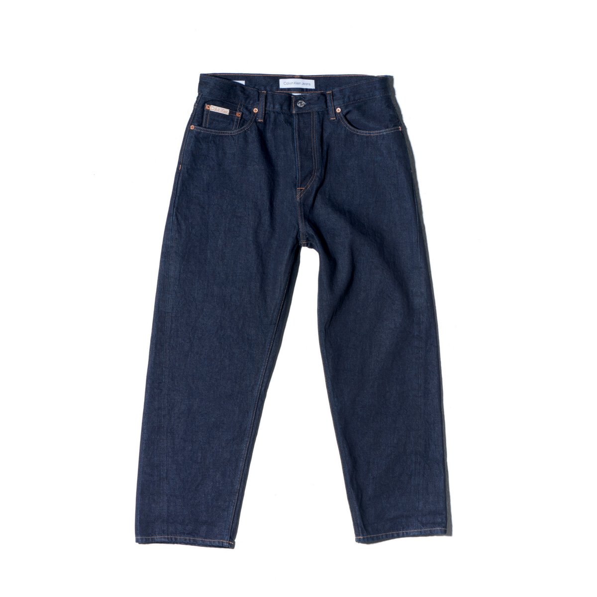 cropped, twisted, tapered. Ella Emhoff’s jeans in three words. this is the Twisted Seam Jean. calvin.re/Womens-Denim-TW