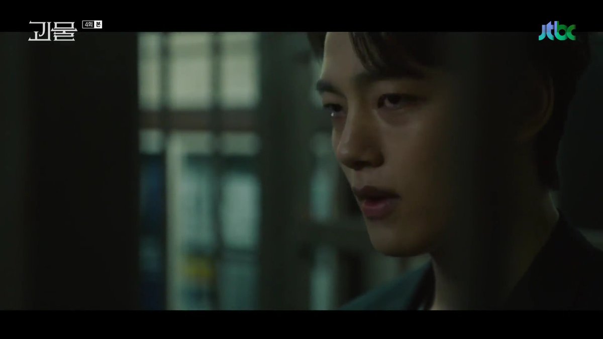 mykdramanotes's tweet photo. hes so unserious 😭 #BeyondEvilEP4 #BeyondEvil https://t.co/CWmYkzdMCY