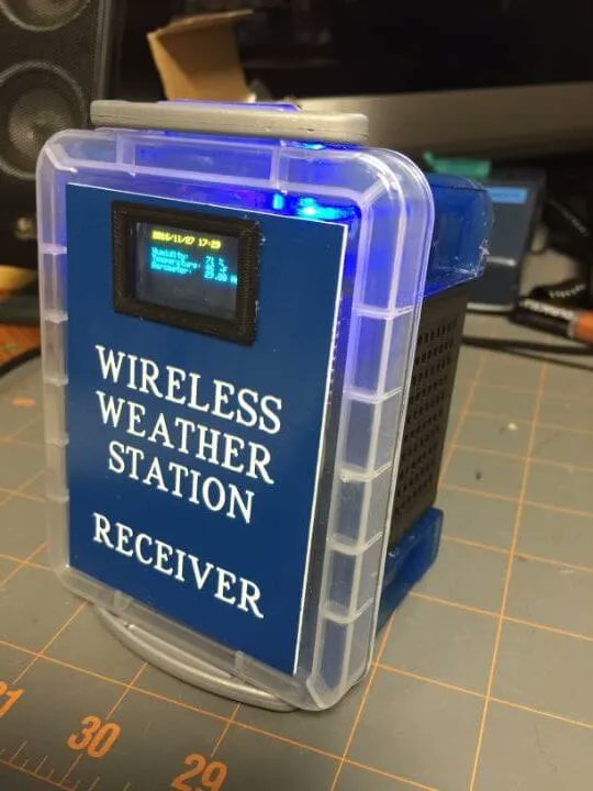 HackerSpaceTech's tweet photo. Wireless weather monitoring with hc-12 long range transceivers #weather #range #longrange #hc12 #weathermonitoring #monitoring https://t.co/qhmILI6HUy https://t.co/DXMxK7Da7i