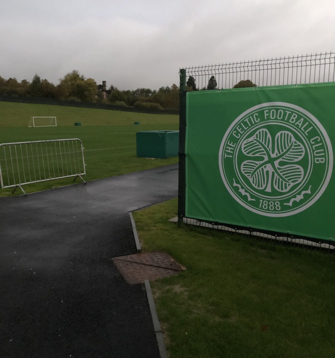 Nice place for a delivery this morning 💚 😁 <a href="/CelticFC/">Celtic Football Club</a>