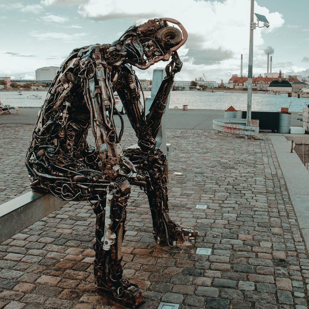 tallman_travels's tweet photo. Contemplating life, and how amazing this installation is using old car parts. 

#tipsfortravel #instatraveltips #travellingdestinations #conscioustravel #travelinspirations #travelismypassion #greentravel #travelguides #travelshot #traveltip #ecotravel #… https://t.co/uFrykCvfpi https://t.co/6JCUlizu4c