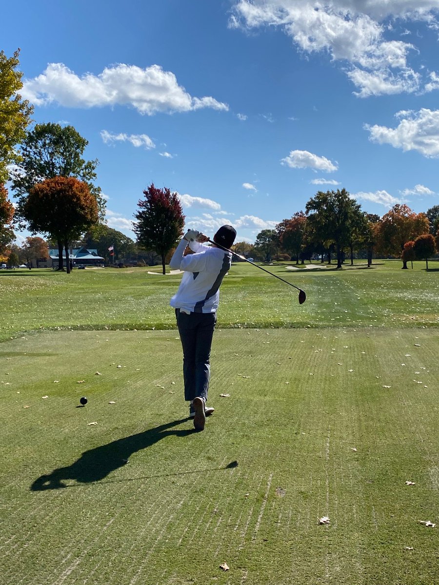 centralcatholic's tweet photo. ☘️⛳️ GOOD LUCK @GrantTefft at Division II @OHSAASports
State Championship in Columbus!!! LIVE scoring can be found at https://t.co/gQmMxuqTmK ... GO IRISH!!! #CentralToLife l #CentralToAthletics l #CentralToSuccess ☘️⛳️

Click BELOW for Tickets ⬇️
https://t.co/Wi9SLTH4Yv https://t.co/YUATXuMKtf