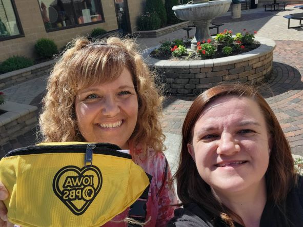 We’re hiding more Iowa PBS fanny packs in communities across Iowa today! Watch our Instagram and Facebook stories for clues. If you find one, tag us online with #IFoundIowaPBS to let us know you found us! Good luck and happy hunting!