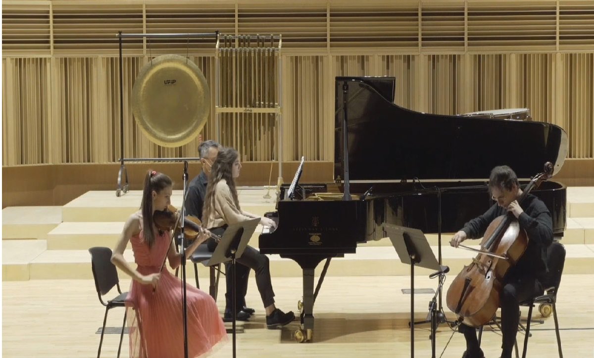 Domenica 16 a Palazzo Annibaldeschi di Monte Compatri suonano Maria Serena Salvemini, Marcello Sette, e Monica Rochira: ovvero il TRIO SSR. Ci propongono #talentogiovane22, h18.30. Venite?

info e prevendite tel.339/2748814-339/8041777 iconcertinelparco.it
#ConcertiParco22