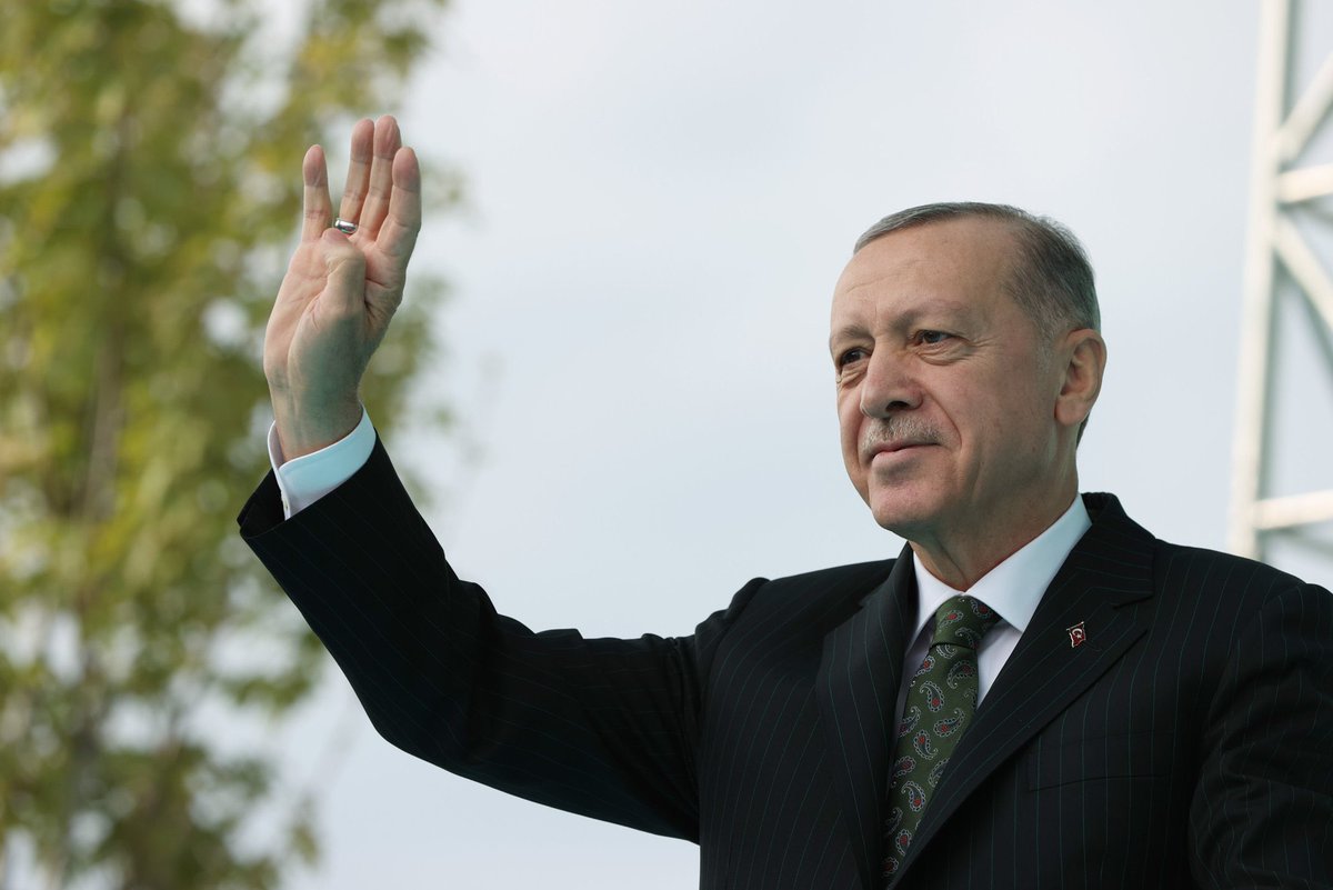 Başkan Recep Tayyip Erdoğan !

#KorkuyorlarKorksunlar
#DünyaLideriniPaylaşalım