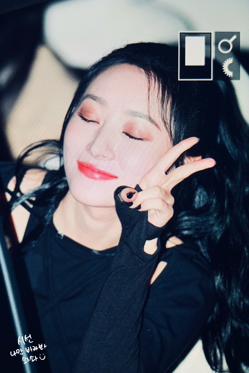 sua_eyes's tweet photo. 221014 프리뷰

#수아 #드림캐쳐
#SUA #Dreamcatcher 
@hf_dreamcatcher https://t.co/tH4IjAWdly