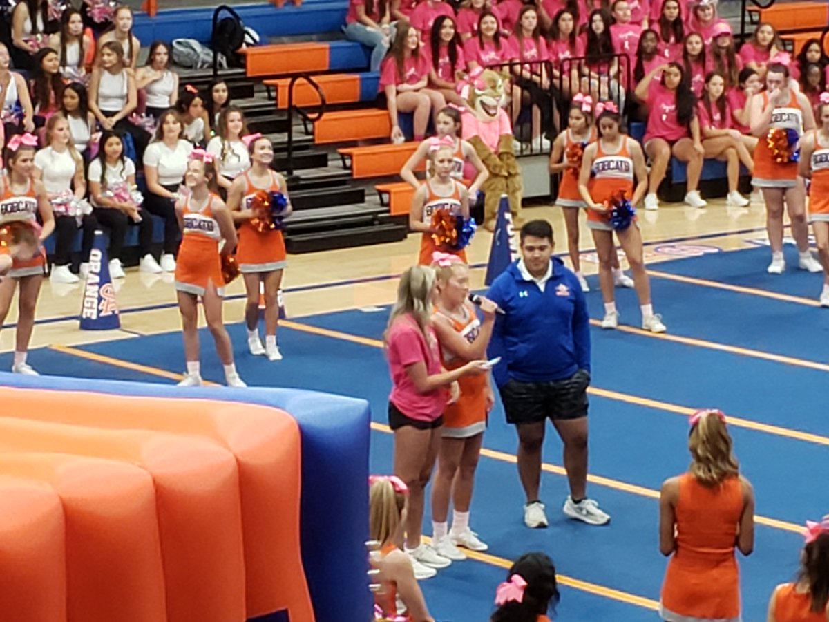 Lady Cats representing at the Pink Out Pep Rally this morning!  Thank you to <a href="/sacentralcheer/">San Angelo Central Cheer</a>, TexAnns and the Bobcat Band for getting the morning started right!! <a href="/CentralCan/">Central Affairs</a> <a href="/SAISD_Athletics/">San Angelo ISD Athletics</a> <a href="/SanAngeloISD/">San Angelo ISD</a>