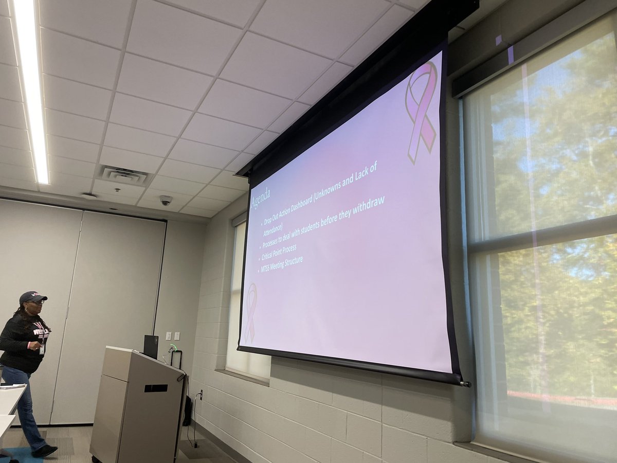 Great turnout at @MarinaBerry65 ‘s grad coach work session. MTSS great minds coming together to review data and share action items regarding dropout prevention. #FCSMTSS #highschool #dropoutprevention @CAMontgomeryEDU @CherisseCamp @RonaldBMaxwell @DrTamaraCandis