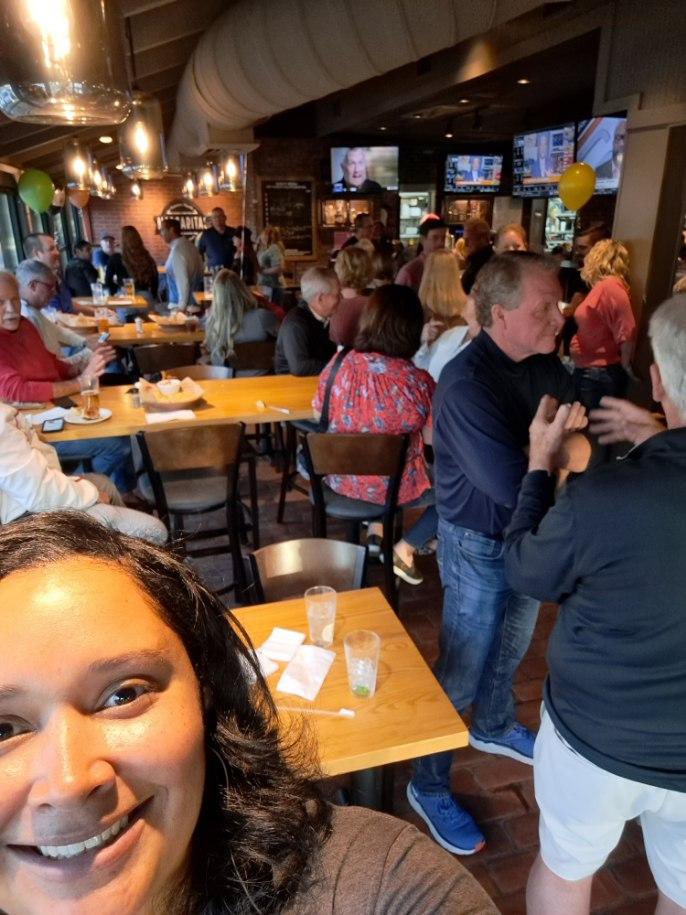 CloudGcloud's tweet photo. Retirement party? No problem!  Big shout out to the team at Hurstbourne Lane that totally rocked this retirement party! Making People Feel Special by way or Raise The Bar!  Susan, Felicia , Blake, Ned and the entire HOH crew! Well Done! #RaiseTheBar https://t.co/aVVgFEkQGb