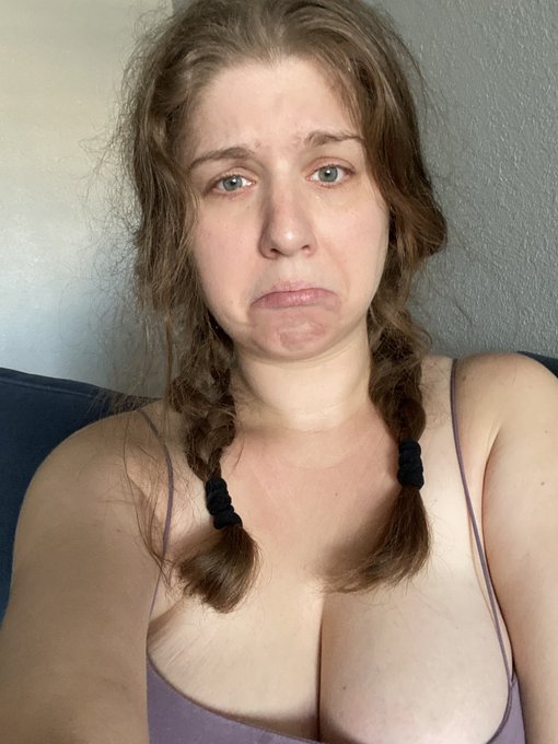 I just watched Clerks III.  Warning: This is a tearjerker without a ton of comic relief.   Clerks Fans