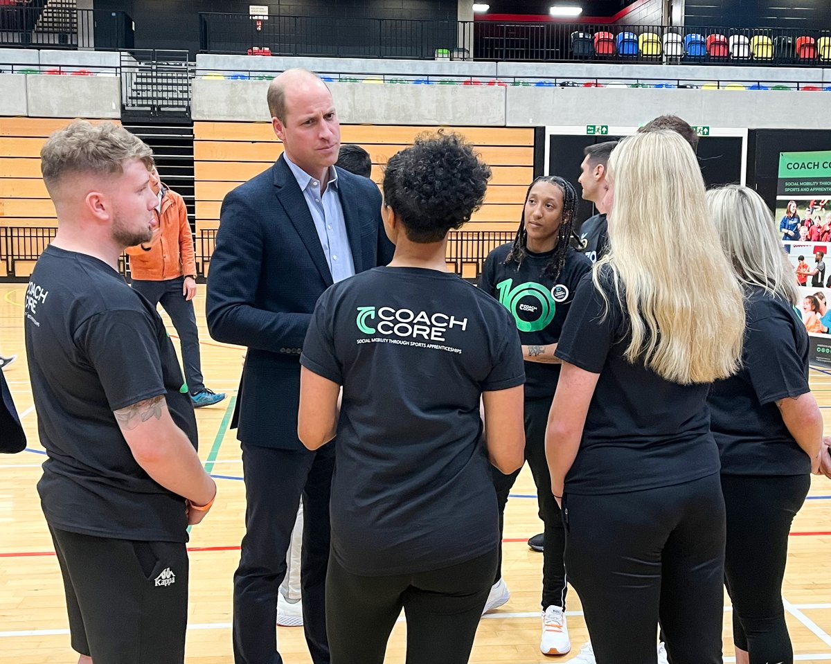 AVFCFoundation's tweet photo. Their Royal Highnesses, The Prince and Princess of Wales were in attendance to celebrate the legacy work of the charity since the 2012 Olympic Games, with HRH Prince William discussing the impact of the programme with Renee and other apprentices...
#CoachCore10 https://t.co/rPqGypbCq3