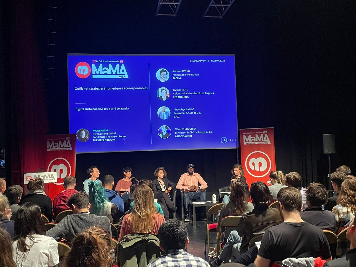 [#MaMa22] Pour le 2ème atelier du jour au <a href="/MaMaEvent/">MaMA Music & Convention</a>, <a href="/AdeBvg/">Adeline Beving</a>, Responsable Innovation <a href="/sacem/">Sacem</a> est intervenue lors de la #conférence : « outils (et stratégies) numériques écoresponsables »