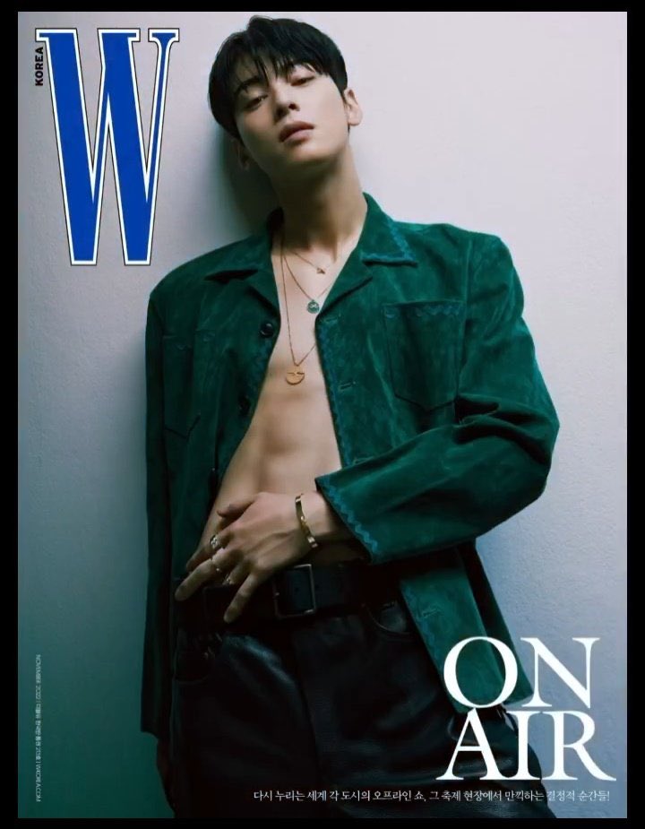 Chaeunwoo2330's tweet photo. Excuse Me Sir!
Excuse Me!
Alexa Play Unholy By Sam smith!
#chaeunwoo
#eunwoo
#boyyouwillbethedeathofme
#thoseabs
#damnpapi
#thisuserisoppositeofdry https://t.co/1JtUzxiQPx