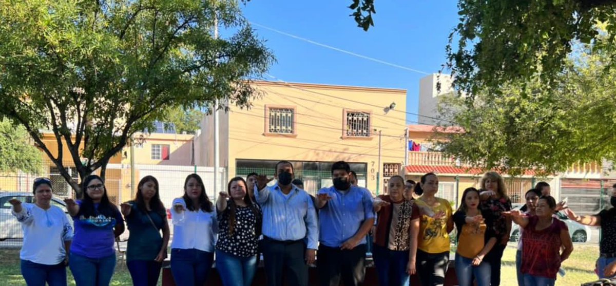 SNTE21's tweet photo. #UnoSomosTodos🙋♀️
#TodosSomosUno🙋♂️
A través de ejercicios democráticos en la #Sección21🟠 del #SNTE📚, las Delegaciones #DI177 de Preescolar; #DI182, #DI12 de Primarias; #DI277 de Niveles Especiales y el Centro de Trabajo #CT57 de Secundarias Técnicas, https://t.co/ivgtl0oP7c