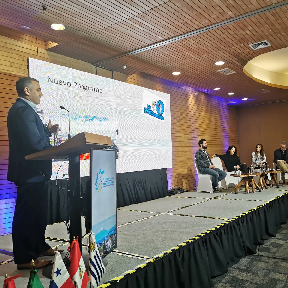 alpescas's tweet photo. Hay esfuerzos grandes para fomentar el consumo d alimentos del mar, a través de iniciativas innovadoras y con chefs y comunicacion, se busca dar más salud a la población y comunidades, siempre con una visión de #PescaConFuturo #SummitlatAm #SummitlatAm2022 #summitlatinoamericano https://t.co/dAnZM1O3xQ