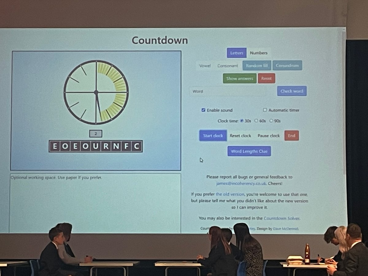 SummerhillSch's tweet photo. What a fantastic way to spend lunch, with over 300 students watching the second round of Countdown! A win in literacy for Orion 🔴and a win in numeracy for Draco 🟢 #proud 👏🏻 https://t.co/jdSIDIkCfP