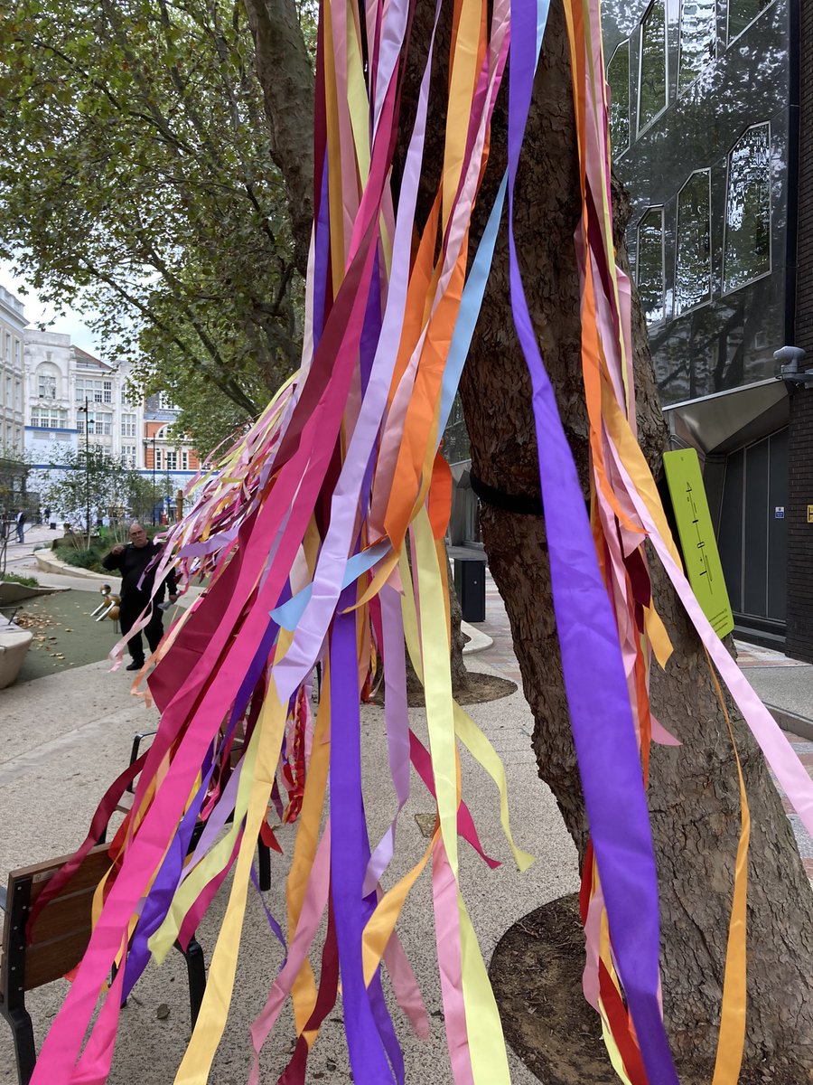 AntoineDingDong's tweet photo. The @BloomsburyFest is kicking off with a party on #StoreStreet 💜💗🧡
Good food & live music everywhere!
Ding Dong! https://t.co/HZ6rHWWUqF