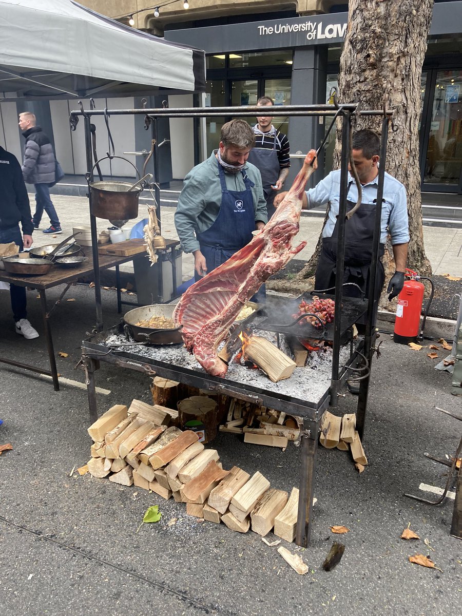 AntoineDingDong's tweet photo. The @BloomsburyFest is kicking off with a party on #StoreStreet 💜💗🧡
Good food & live music everywhere!
Ding Dong! https://t.co/HZ6rHWWUqF