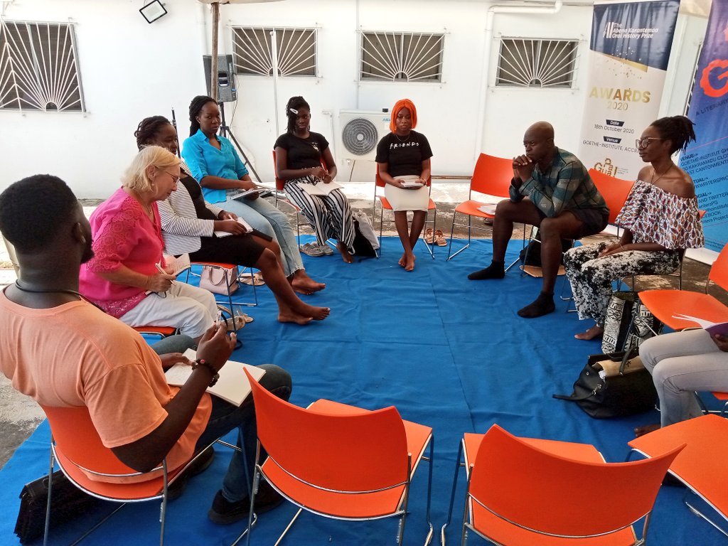 GhPoetryFest's tweet photo. The Writing for Healing workshop facilitated by Araba Ofori-Acquah @araba_oa #PaGya2022 #GhPoetryFest @writersPG https://t.co/iXVm5RkILK