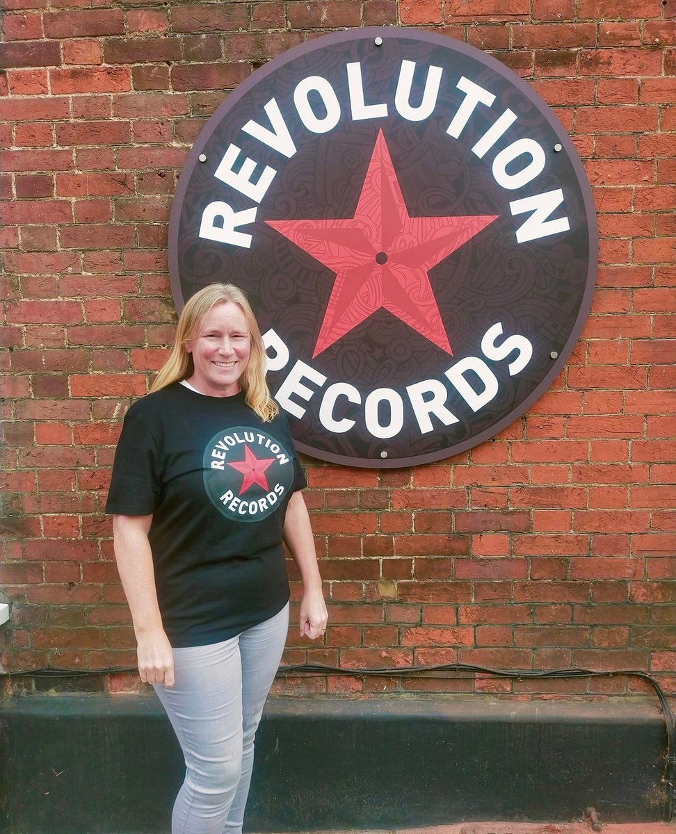 TheListing's tweet photo. Last month we welcomed #RevolutionRecords to Melbourn St, Royston. Open Wed–Sat 10am-5pm & Sun 11am–3pm
To read more visit:
https://t.co/CibfQODGYU
#RecordShop #RecordShopRoyston #RecordStore #Vinyl #VinylRecords #VinylCollection #MusicLover #WelcomeToTheTown #LoveRoyston https://t.co/f4DMPRQKtH