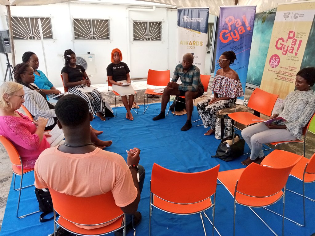 GhPoetryFest's tweet photo. The Writing for Healing workshop facilitated by Araba Ofori-Acquah @araba_oa #PaGya2022 #GhPoetryFest @writersPG https://t.co/iXVm5RkILK