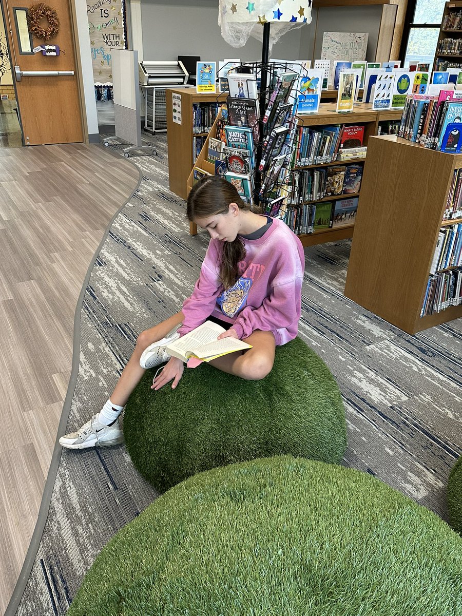 Free Read Friday in full swing at the JFK Library! <a href="/JFKMSLibrary/">BethpageJFK Library</a> <a href="/SyrettTara/">Mrs. T Syrett</a> <a href="/Zach_Levy/">Mr. Zachary Levy</a>