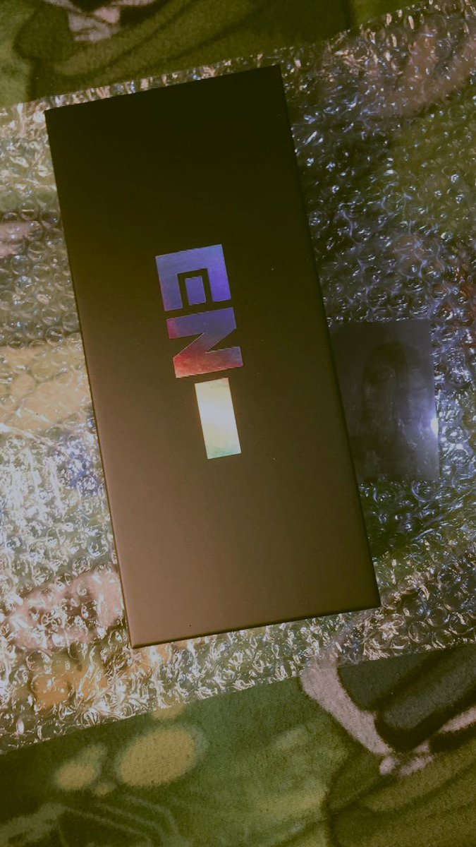 vic ⟬⟭ ⟭⟬ ⁷ 𖧵 ᴱᴺ⁻ BTS TIX SECURED CUTIE🙏 tweet media