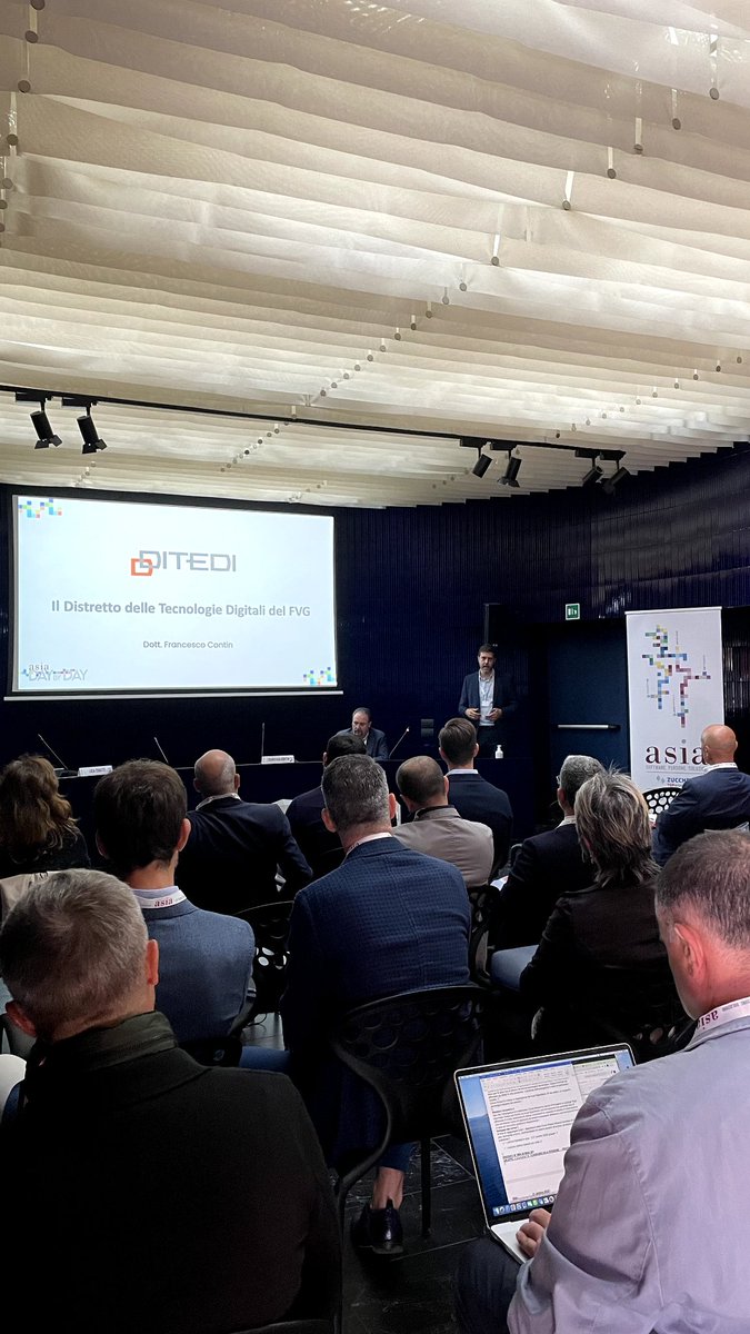 DITEDIcluster's tweet photo. “Il mondo digitale non è fatto solo di tecnologia, ma di persone”.

E proprio le persone sono al centro oggi pomeriggio all'#AsiaDay di @AsiaSrl 🤝 https://t.co/LkWWOrlO1R