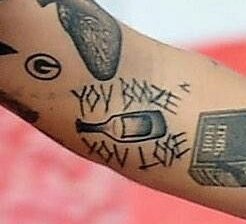 signofthtimes28's tweet photo. we already knew but thank you for the confirmation Louis https://t.co/YBQZaHtorT
