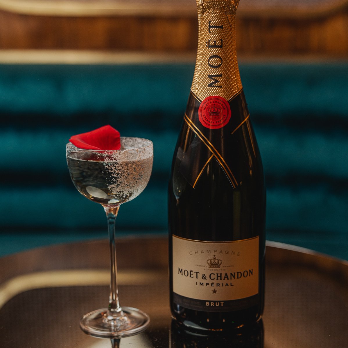 We are chanting Vive La France for @londoncocktailweek:  

Indulge in RinQuinQuin, pear eau de vie, elderflower, crème de violette and Moët &amp; Chandon Brut Imperial Champagne.

Available until 23rd October.