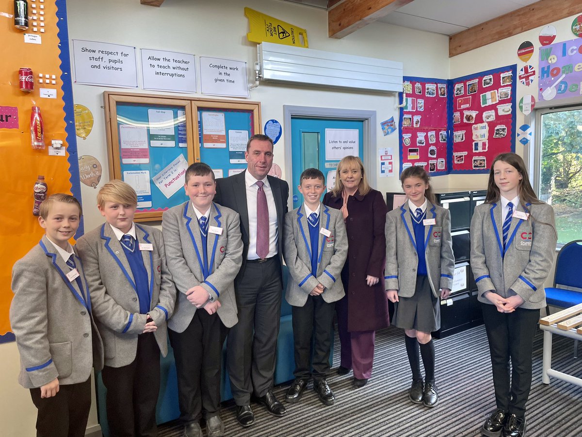 Education_NI's tweet photo. While in Crumlin, the Education Minister @MMcIlveenDUP visited @CrumlinIC and met with Principal, Niall O’Hara, Governors, staff and pupils.

The Minister toured the school and discussed a range of issues including Area Planning. https://t.co/Ir8GJh8Ckx