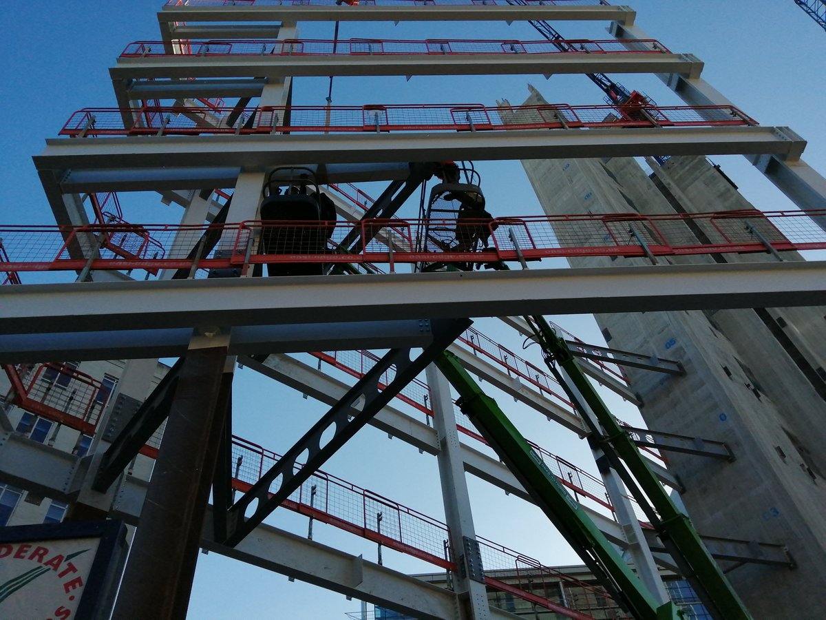 rd_billington's tweet photo. Starting to take shape, erecting steel for the City Sqaure House, Leeds project https://t.co/rHsp6shcpP