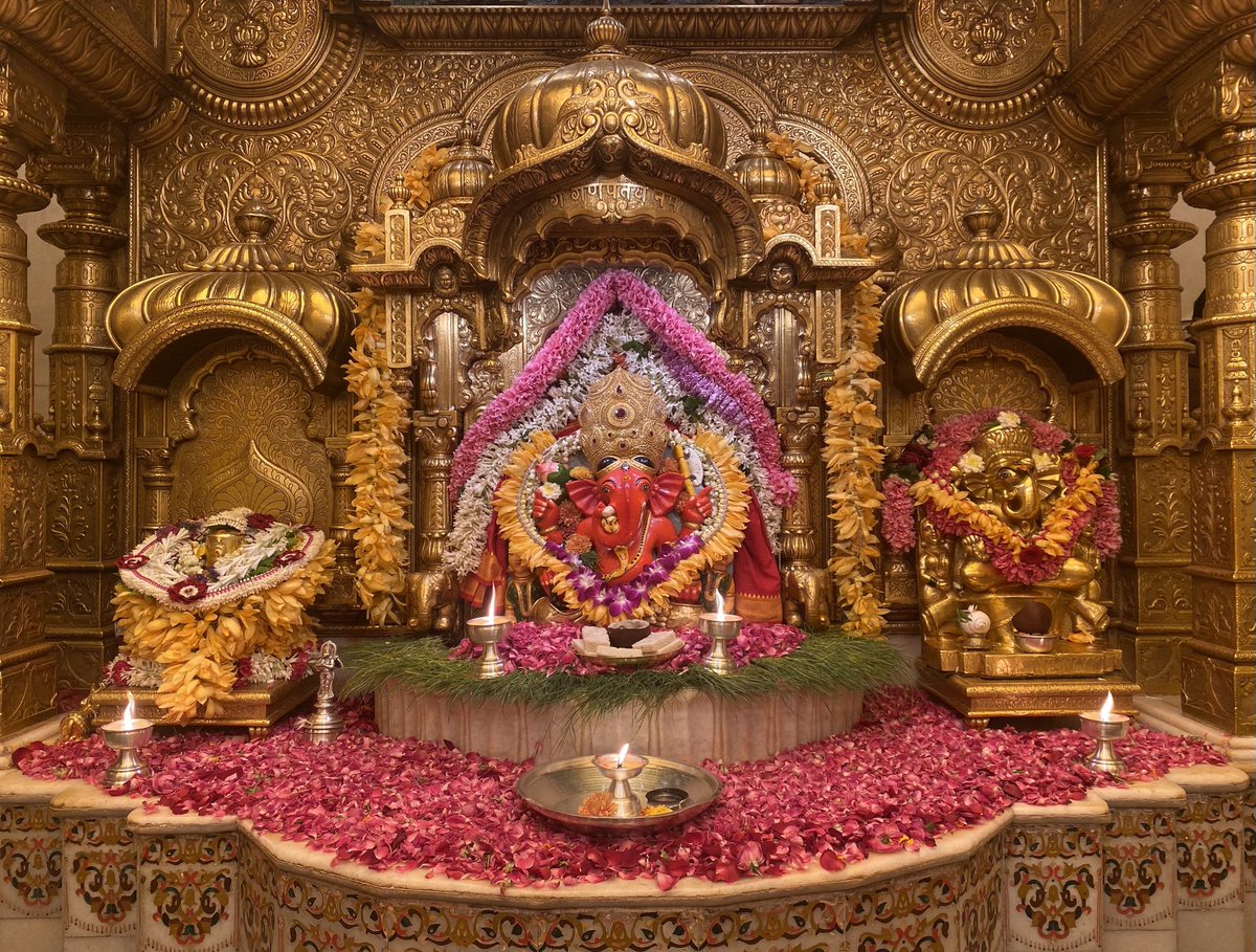 SVTMumbai's tweet photo. 🙏 गणपती  बाप्पा मोरया 🌺मंगलमूर्ती मोरया 🙏१४/१०/२०२२
🙏Ganapati Bappa Moraya 🌺 Mangalmurti Moraya  🙏14/10/2022 https://t.co/Iy5V1rOhMe